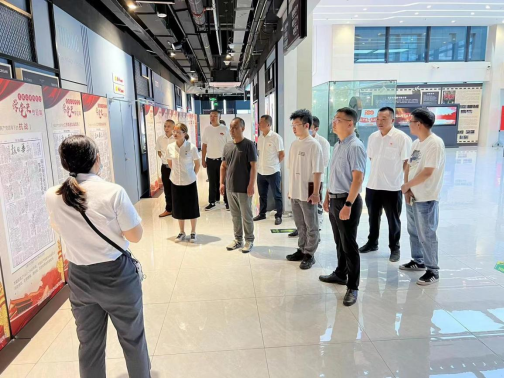 k8凯发慧行公司、慧皋广场团支部联合组织“喜迎二十大，争创新业绩”主题党日活动